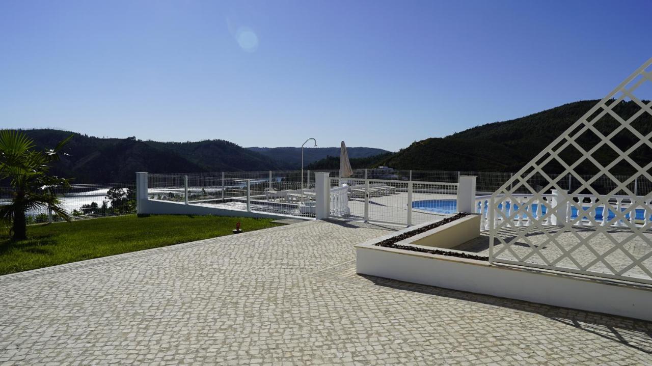 Lago Azul Villas Ferreira do Zêzere Esterno foto