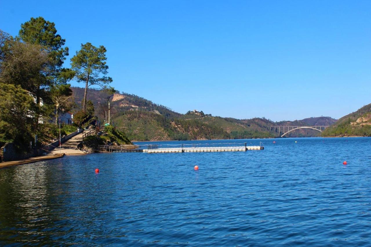 Lago Azul Villas Ferreira do Zêzere Esterno foto